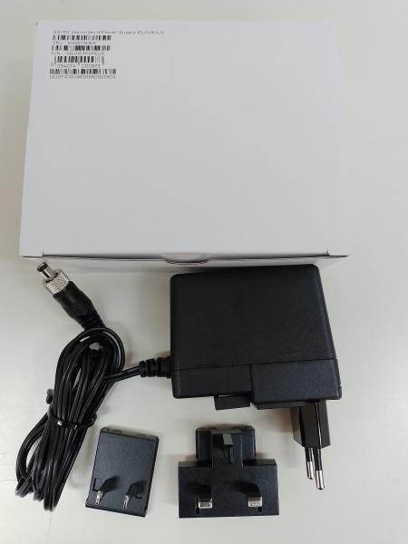 Sophos SG 115 Rev. 3 Firewall mit Netzteil und Originalkarton